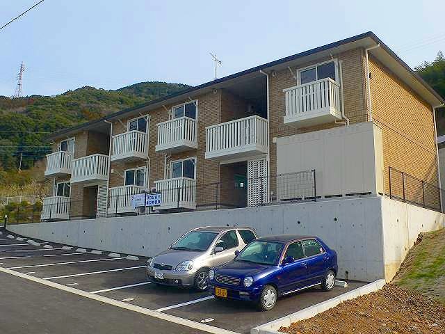 佐世保市中心部 構造:軽量鉄骨造