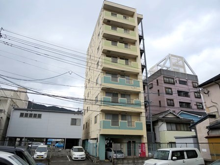 佐世保市中心部 構造:鉄骨造